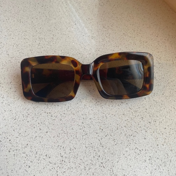 Sunglasses - Picture 1 of 3
